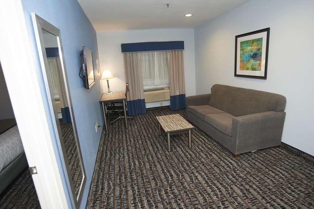 Sandwich Lodge & Resort Room photo