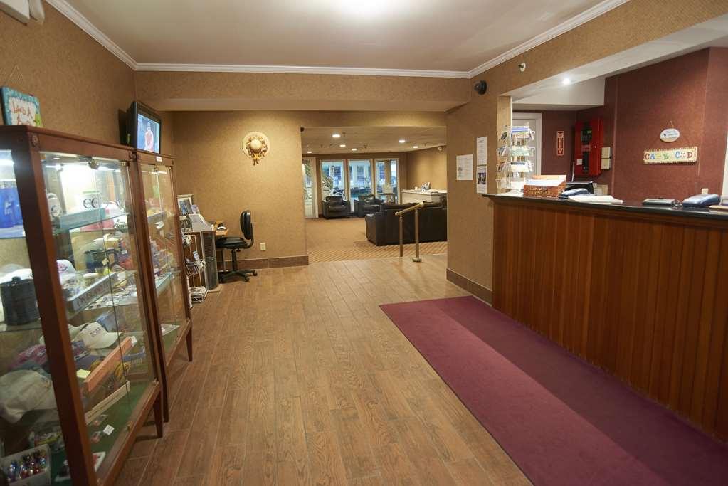 Sandwich Lodge & Resort Interior photo